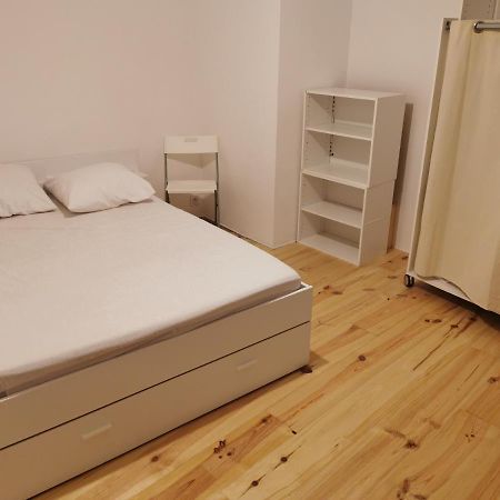 Joli Appartement Au Coeur Du Village Lorgues Buitenkant foto